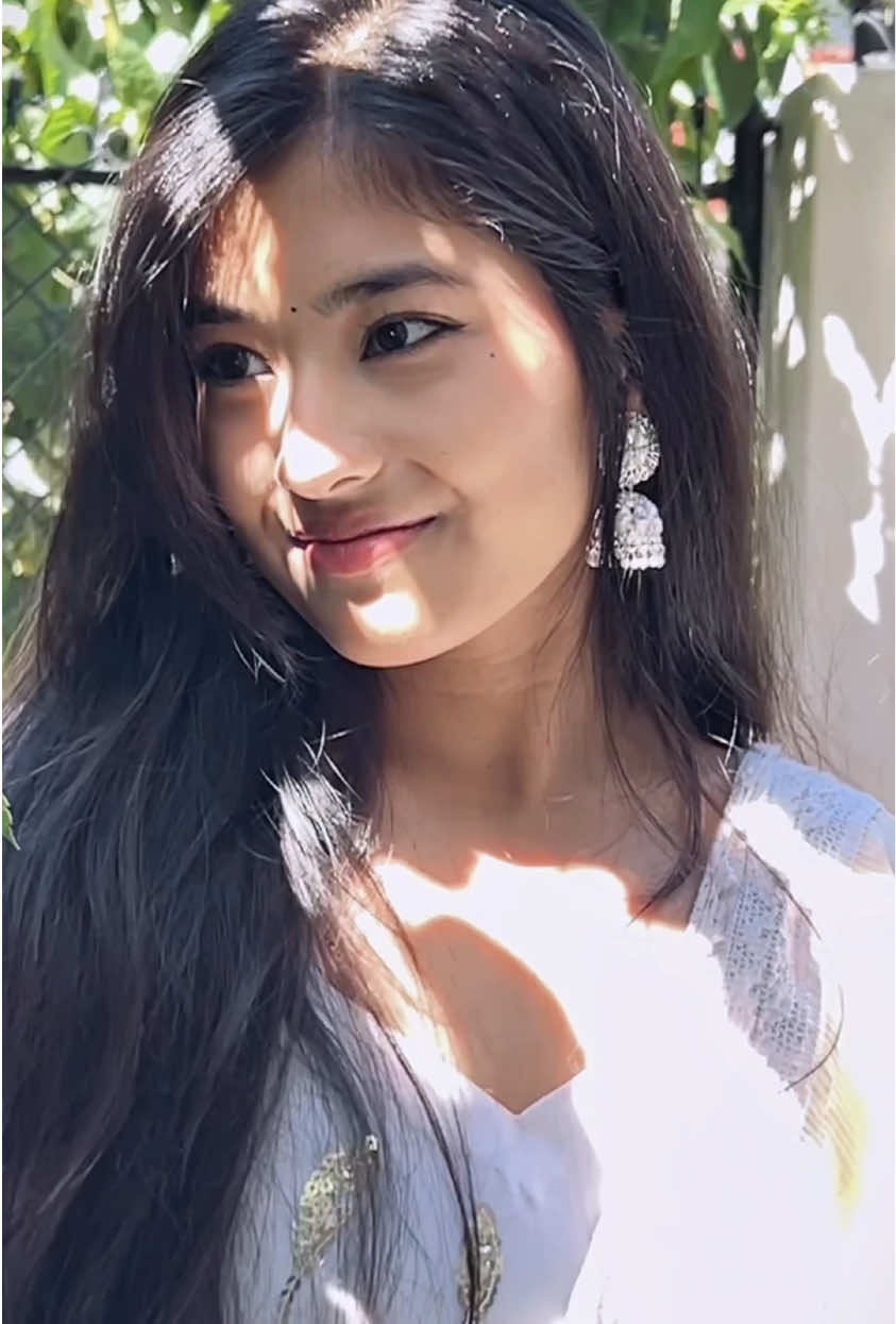 🌷✨ #nepali #dekhaekkhwab #creatorsearchinsights #foryou #slomo 