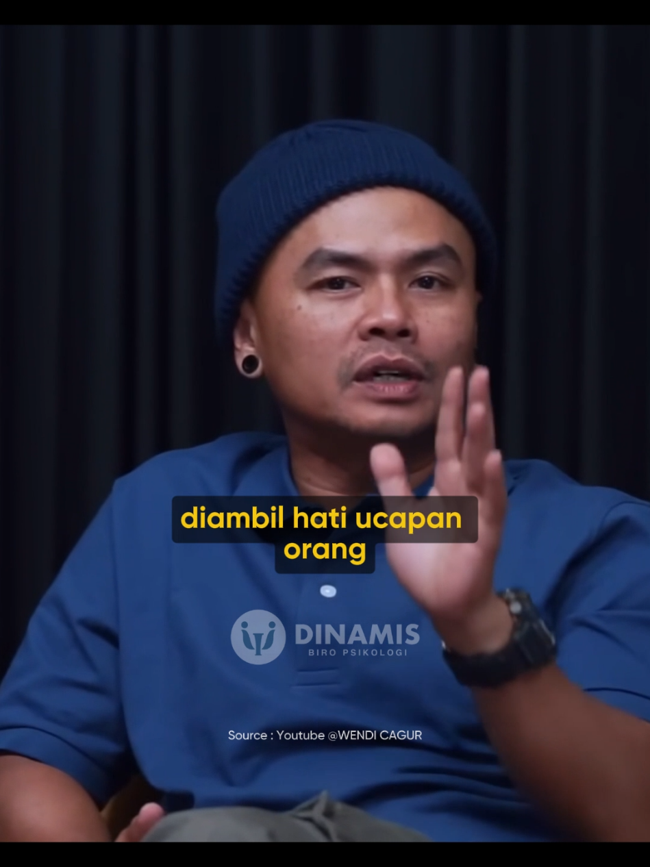 kamu tidak bisa mengendalikan ucapan orang lain, tapi kamu punya kendali tidak semua ucapan orang lain perlu kamu ambil hati yaa..😊👌 #Dinamis #DinamisBiroPsikologi #ForYourPage #ForYourFeed 