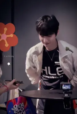 Ebe #peanut #hanwangho #hle #xh 