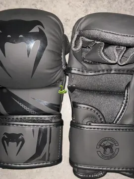 #venum #mma #gloves 