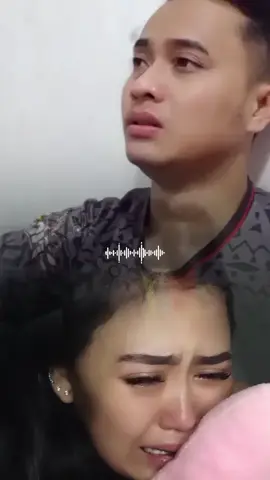 harus kah aku bertahan dgn ke tidak pastian #liriklagu #sad #melo #lagusedih #fyppppppppppppppppppppppp 