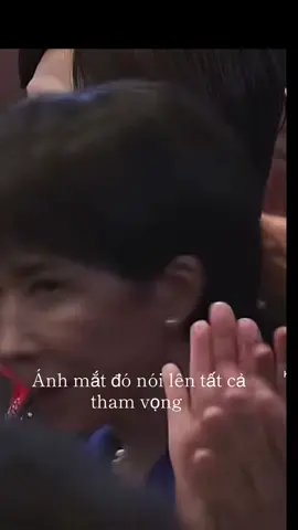 Anh em thấy ánh mắt đó ntn ! Nó đã cắt mất mấy yên rồi ! 