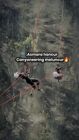Canyoneering pun meluncur 🚀  #canyoneeringgunungsalak #canyoneeringcurugbungsu #curugbungsubogor #fypage #fyppp 