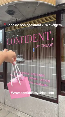 🛍️🩷 #guesstheplayer #confident #foryou #lashes #wimperextentions @Confident_chloe 