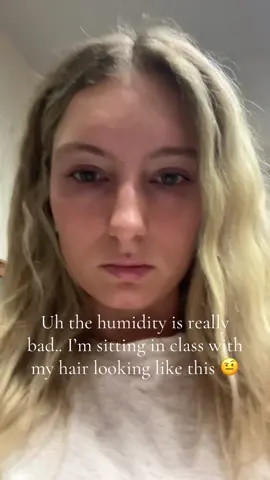 yikes hair will be up from now on … this humidity is not to be played with ‼️‼️ I need some help from the best of the best send product ideas please 😫@Color Wow Hair @Olaplex @John Frieda @Kérastase @Not Your Mother's   #fall #hum#humidityorgia