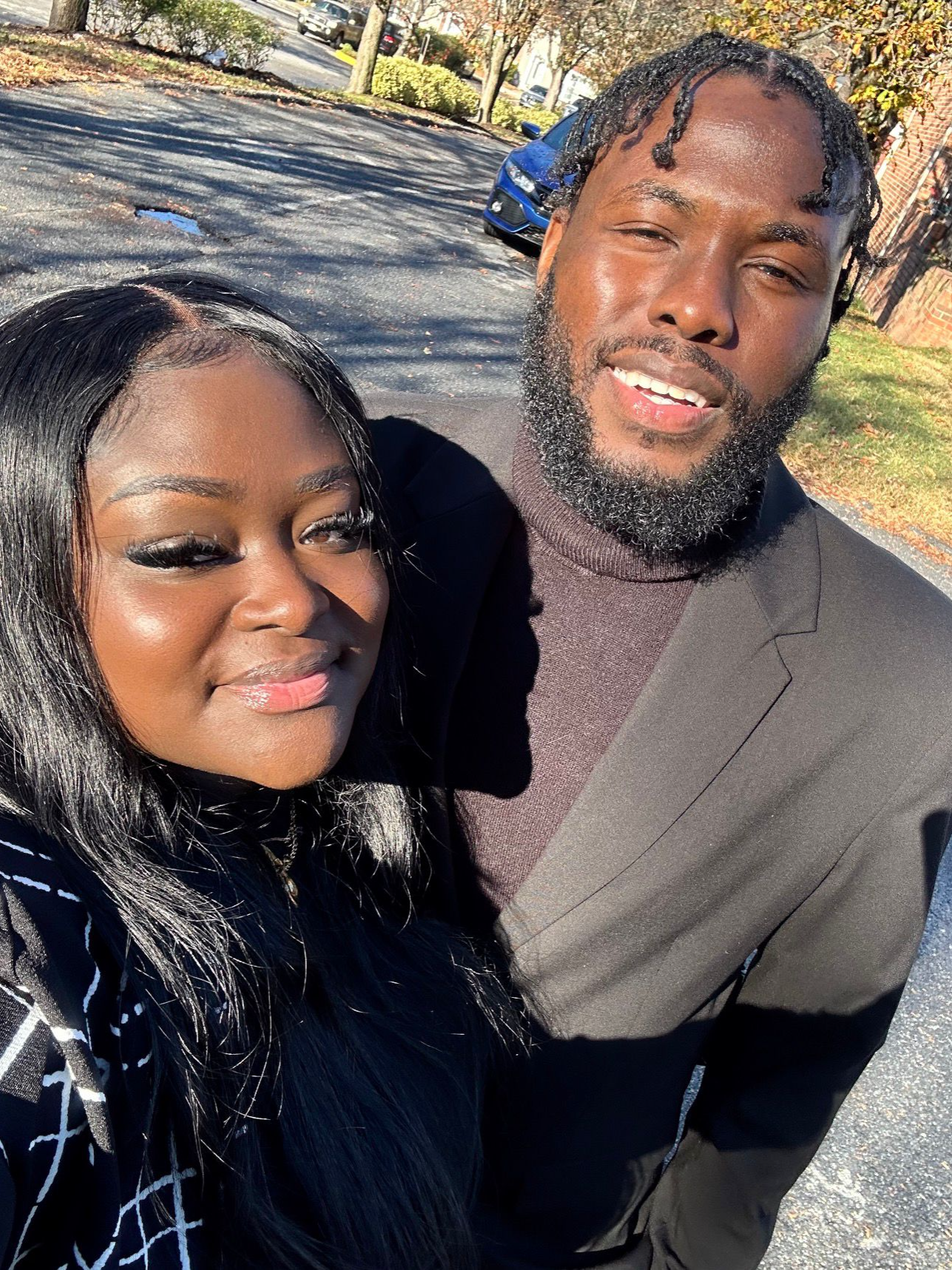 Bonjou, mwen se madanm Mr. Breaking News. Byento, n’a wè Breaking News parèt sou ekran nou ankò. Tanpri priye pou li, sipòte li, pataje, like, epi komante pou montre lanmou nou. 🙏🏽🤍 @ayegiaa  https://gofund.me/d21b7c059