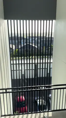 They keep adding floors to these apartment complexes…#doordash #deliverydriver #doordasher #ubereats 