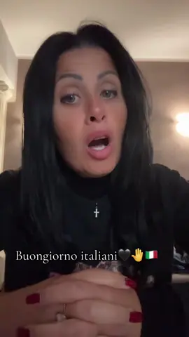 Buongiorno italiani 🖤🤚🇮🇹#pensatecibene🖤🇮🇹#NERAFINOALLAFINE🤚🖤🇮🇹 #RESISTETE🇮🇹 #reginaneranondimentica @REGINA NERA RESISTETE 🫵🖤🇮🇹 @Reginanera🖤 @Regina nera non molla 🖤 @Il Tricolore Siciliano 🇮🇹 