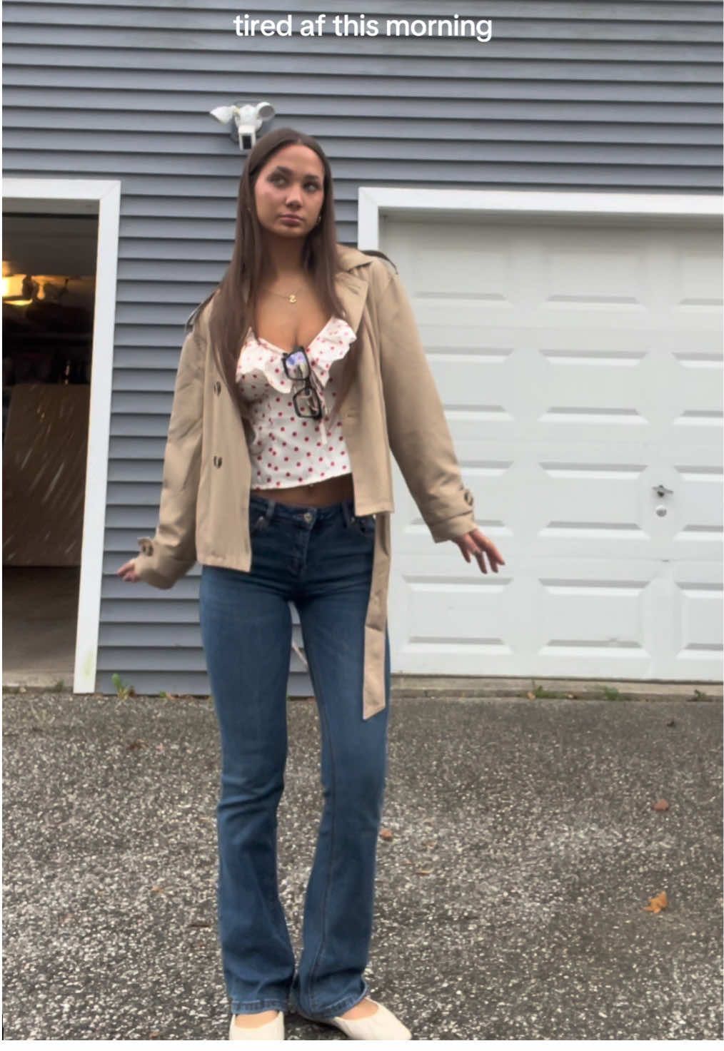 was too tired this morning to try so this is all we got lol 🤍🤍🤍#OOTD #fallfashion #outfitinspo #falljacket #polkadot 