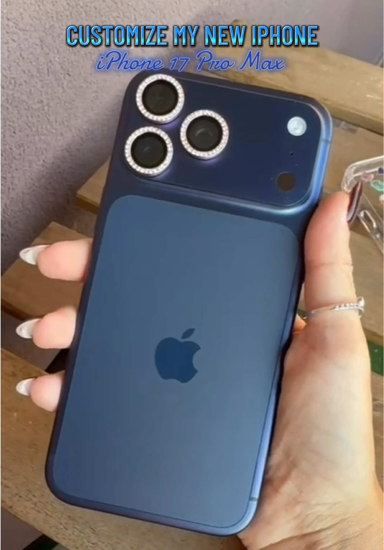 Quale preferite? #customize #customizeiphone #newiphone #iphone17promax 