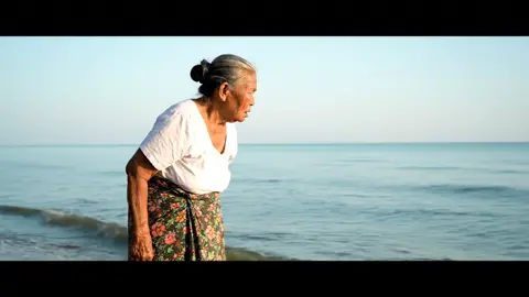 ရိုးရိုးပဲတင်တာပါအဘွားရယ်အော်ဖို့ချည်းပဲ🥴🥴#ai #aivideo #ရယ်မောနိုင်ကြပါစေဗျာ #ရယ်သောသူသည်အသက်ရှည်၏🤣🤣🤣🤣 