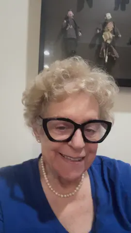 #tiktokbubbielovesya #oldladiesoftiktok #sjmendelson1 #oldladylyftdriver #morninbitchesanddolls 