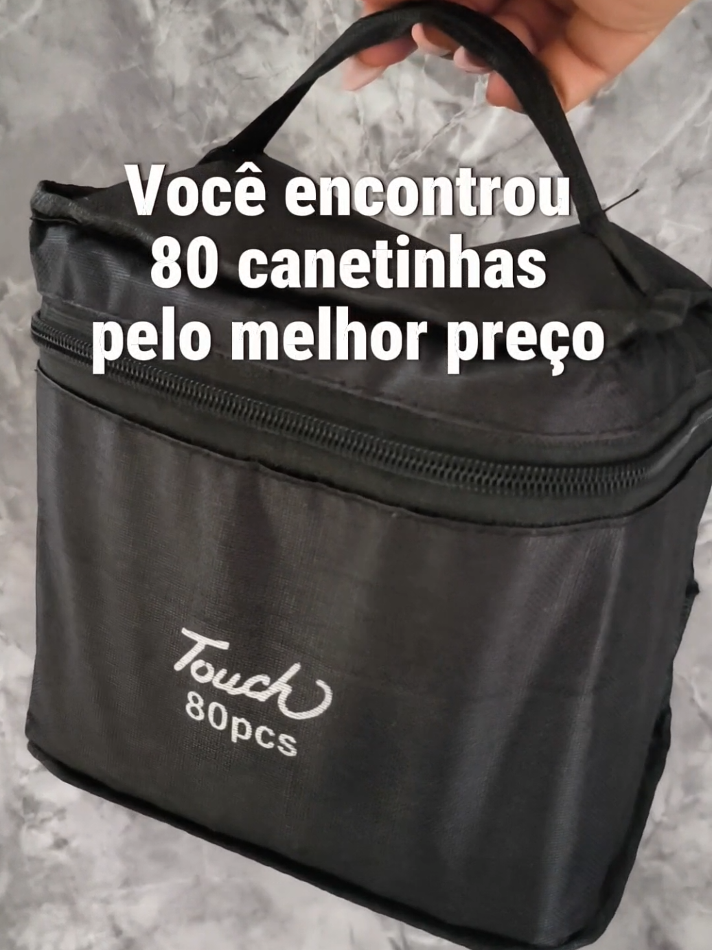 80 canetinhas touch a base de álcool no precinho que vale a pena 🤭 Esse foi o meu primeiro kit e agora eu já garanti mais para repor minhas canetinhas. OBS: cada kit de canetinhas é único, algumas cores podem vir repetidas em diferentes kits, no mesmo kit não vem repetida! #marketing #marcadorestouch #canetinhas #bobbiegoods #coloring 
