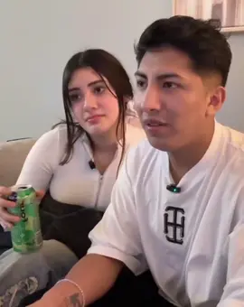 milton reaccionando  a los regalos del tío cachero @𝑹𝑨𝑭𝑨𝑨 𝑶𝑮 