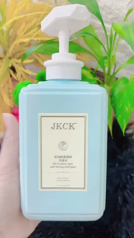 Dầu gội JKCK tạm biệt tóc bết, giảm rụng tóc và kích thích mọc tóc  #daugoijkck  #xuhuongtiktok #xaykenhtiktok  #fyb 