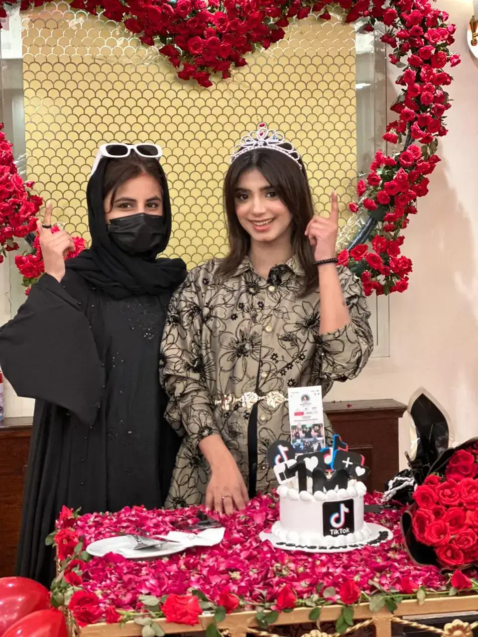 please dear tiktok team don't under review my video content Original ##foryoupage #foryou #viral #maryam__2235 #foryoupage 