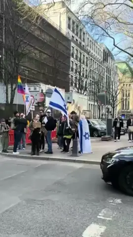 Global Solidarity for Palestine #freegaza♥️🇵🇸☝🏽 #freepalestine🇵🇸❤️ #sumudflottila🇵🇸🇲🇾 #israelkoyak 