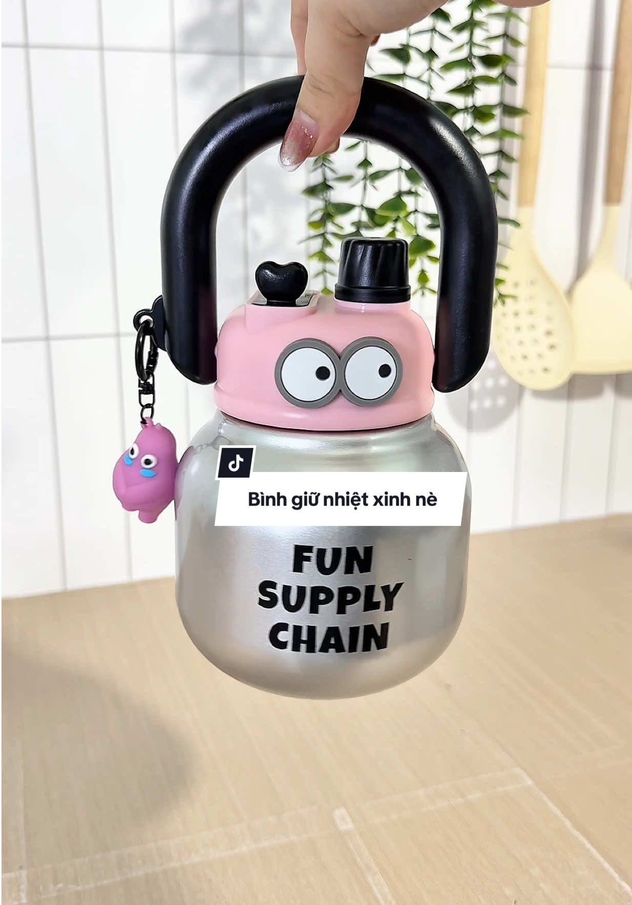 Bình giữ nhiệt xinh nè#xuhuong #fyp #binhgiunhuet #tutuhouse #funkey 