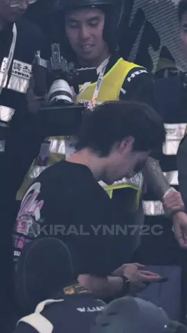 นั่งมองเพลินๆ🤭🥰🤟💚#หวังอี้ป้อ王一博wangyibo #王一博 #เจ้าสัวน้อยของมี๊ #อิจคุณนายหวัง #หวังอี้ป้อ 