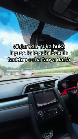 “kau lupakan aku, seolah ku tak pernah ada di hidden gallery mu” -king daffa @D🅰️.ffa 