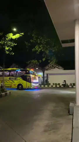 Berisik itu aseekkkkk 🤙🏻😁 #masukberanda #fyp #bismillahfypシ #busmania #busbasuri 
