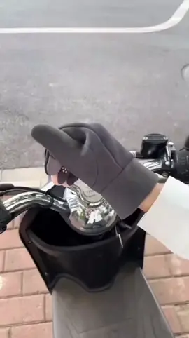 These Gloves Are a Game-Changer for Winter! ❄️ #wintergloves #Running #Skiing #cycling 