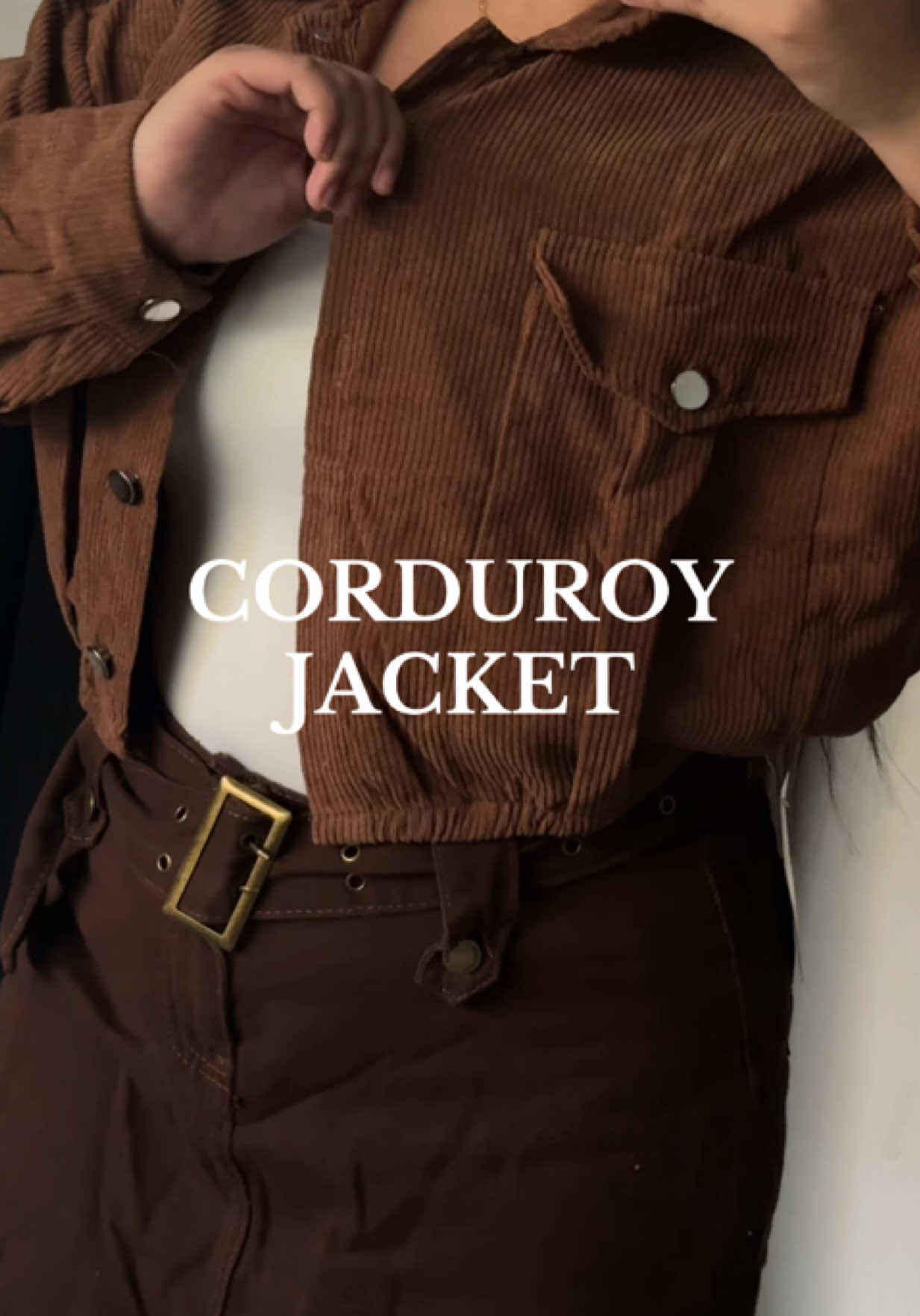 Replying to @Ri ri wearing size large sister. true to size naman to 🤎 #jacket #jacketforwomen #corduroyjacket 