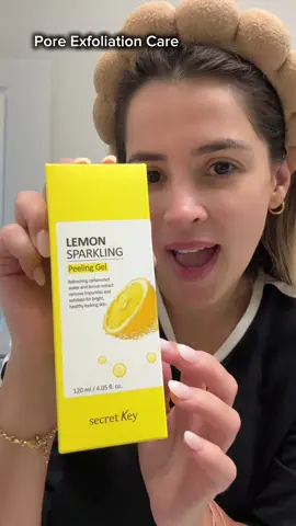 Gentle exfoliation with @secretkey_official 💛  . . . #SecretKey #KoreanSkincare #KBeauty #beautytips 