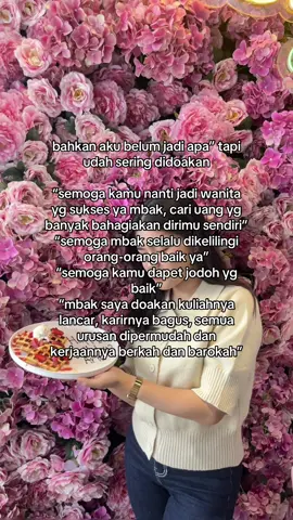 rezeki tidak hanya uang, tapi didoakan oleh orang lain termasuk rezeki🌷💗