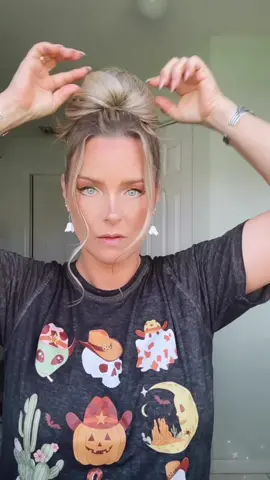 All the big bun hacks 🥰 @Arvazallia #hairstyle #hairtok #hairstyleideas #arvazalliaambassador 