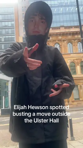 can't believe we saw this!! #inhaler #inhalerband #elijahhewson 