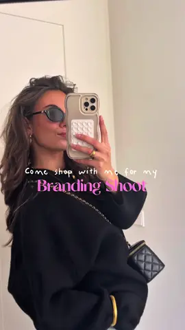 Come shop with me 🩷 #shoot #branding #shop #contentcreatie #fashionstylist 