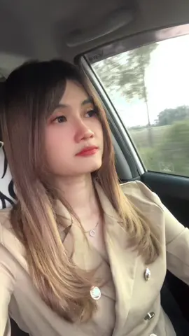 Enak kali ya kl d yg nyetirin😆
