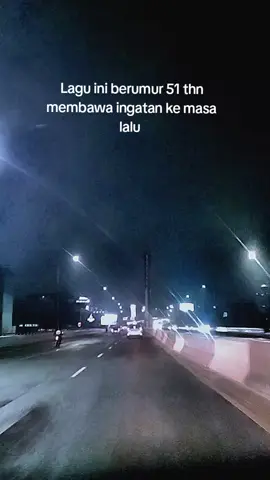 Lagu ini aslinya direkam tahun 1974-1975 untuk album solo keempatnya di Motown, Forever, Michael.  Tahun Rilis Single Meskipun sudah ada di album sebelumnya, lagu ini baru dirilis menjadi single pada 25 Maret 1981  #michaeljakson #memorize 