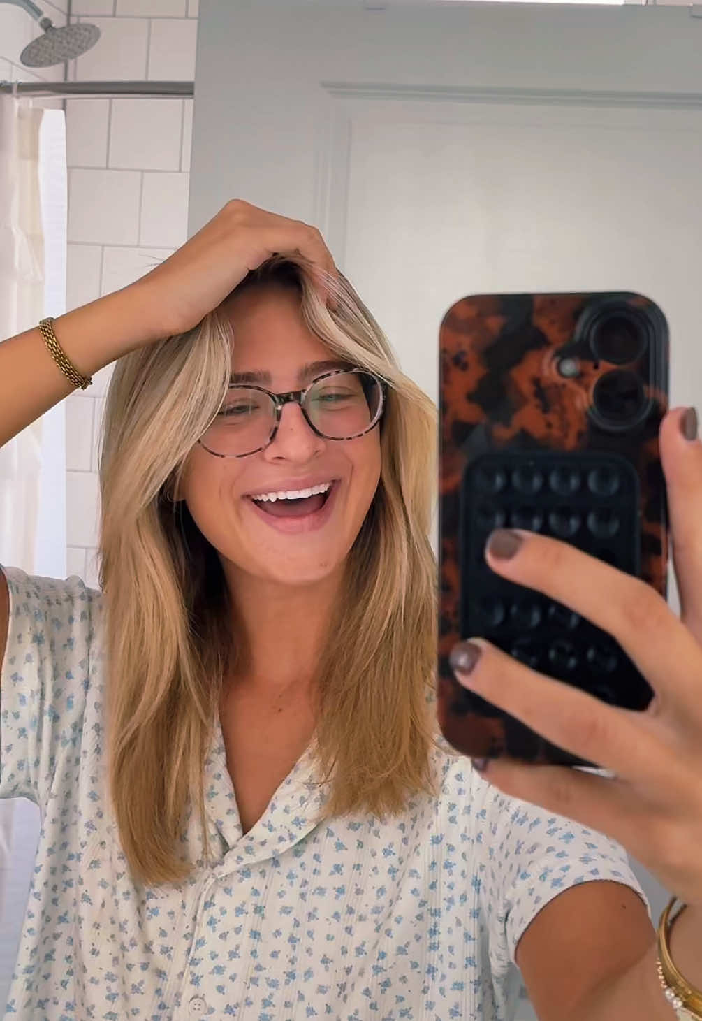 It’s not perfect styled at all, but it does the job for when I’m too lazy to dry my hair😇😇