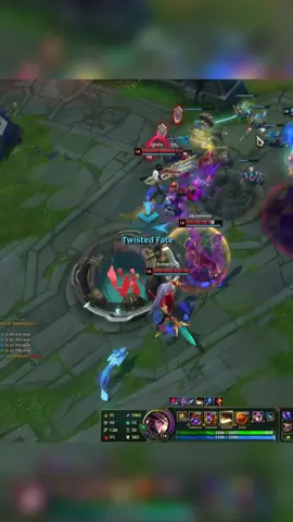 PERFECTLY BALANCED NERF TOP LANERS PLS 🤷🤷🤷 #leagueoflegends #leaguetiktok #fyp #shorts