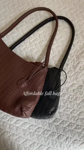 Affordable fall bags (black and brown) #tiktokshopfalldealsforyou #tiktokshopcreatorpicks #fallfashion #tiktokshop #affordablebags microinfluencer, pursetok, fall bags, fyp
