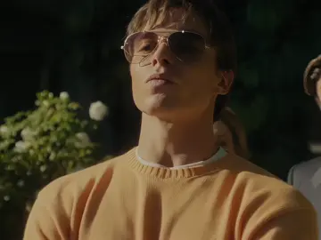 Don’t dream it’s over… || can we bring this era back ? #fyp #nicholaschavez #monstersnetflix #lylemenendez #menendezbrothers 