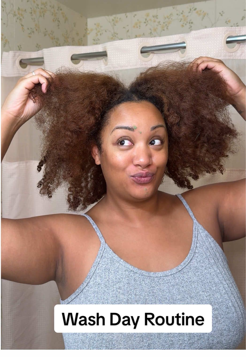 falling in love with wash days 🫧 @Fenty Hair  #hairwashday #hairwashroutine #curlyhairwashday #curlyhairroutine #washday #creatorsearchinsights 