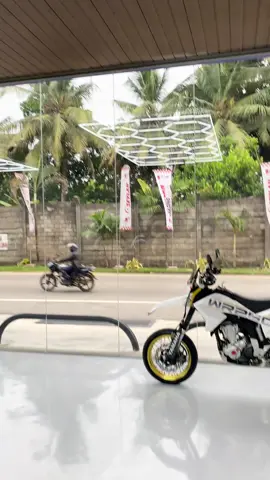 දැක්කත් සද්දෙ ඇහෙන ඒවා 💆‍♂🤍🔊 #kanish1000rr #fyp #highcapacitysrilanka🇱🇰 #wrx250 #r12019msport 