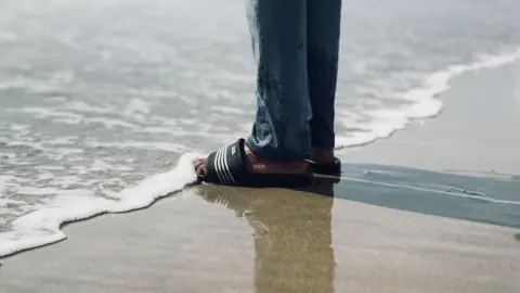 cox‘s cinematic vibe video bananor cesta korlam 🐸   video credit by ~ @^√SH IH AB £       🖤  #foryoupage #coxbazarbeach #cinematic #fypシ゚viral #viralvide @TikTok 