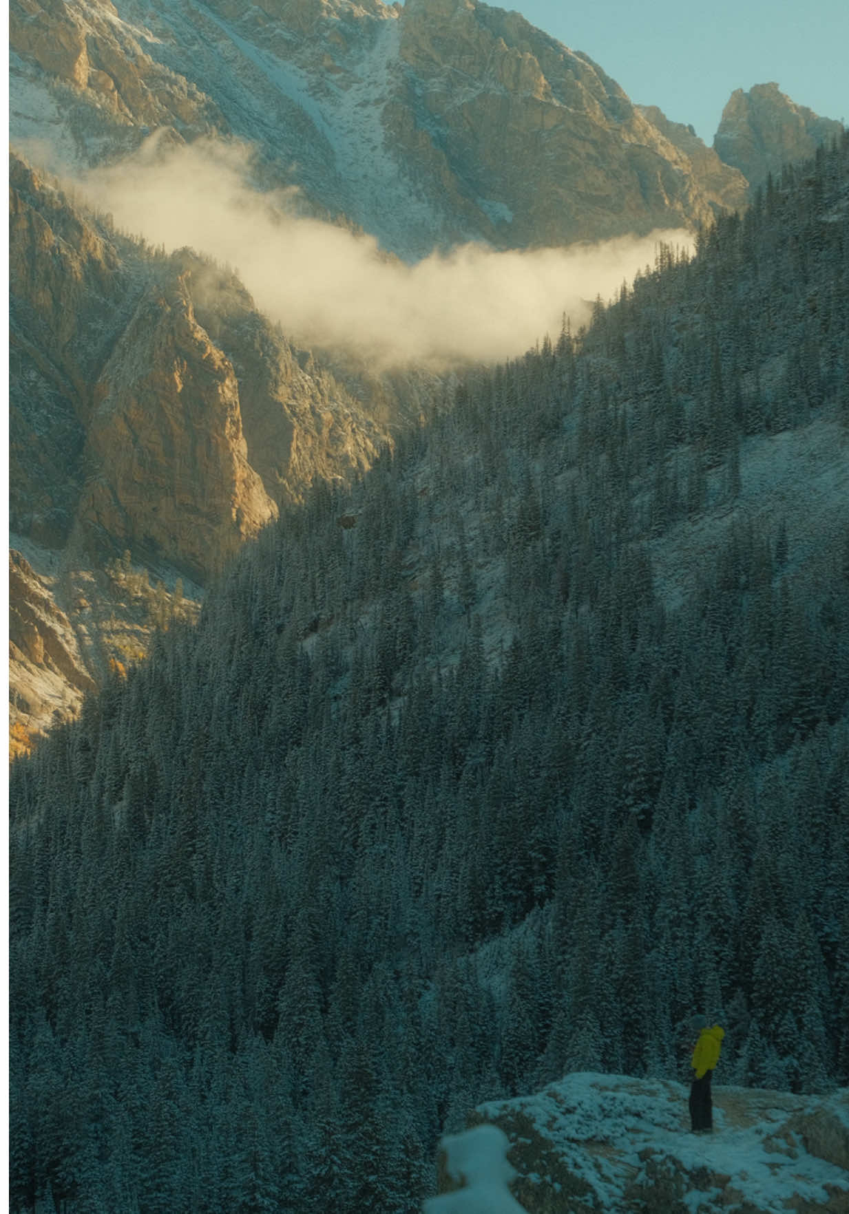 Far to the west… #Hiking #backpacking #mountains #cinematic #videography @Pine.Clo 