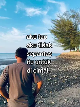#4u #sad #katakata #laut #estetik 