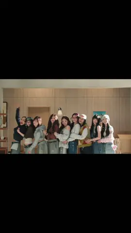 TWICE “ME+YOU” M/V Teaser ❤YouTube: https://youtu.be/URi9wVN0srE 💚NAVER TV: https://tv.naver.com/v/85828034 🎉[TEN: The Story Goes On] Pre-Save & Pre-Order🎉 http://twice.lnk.to/TEN_TheStoryGoesOn  💿 Release on 2025.10.10 FRI 1PM KST/0AM ET #TWICE #트와이스 #TEN_The_Story_Goes_On #MEplusYOU #TWICE_10th_Anniversary