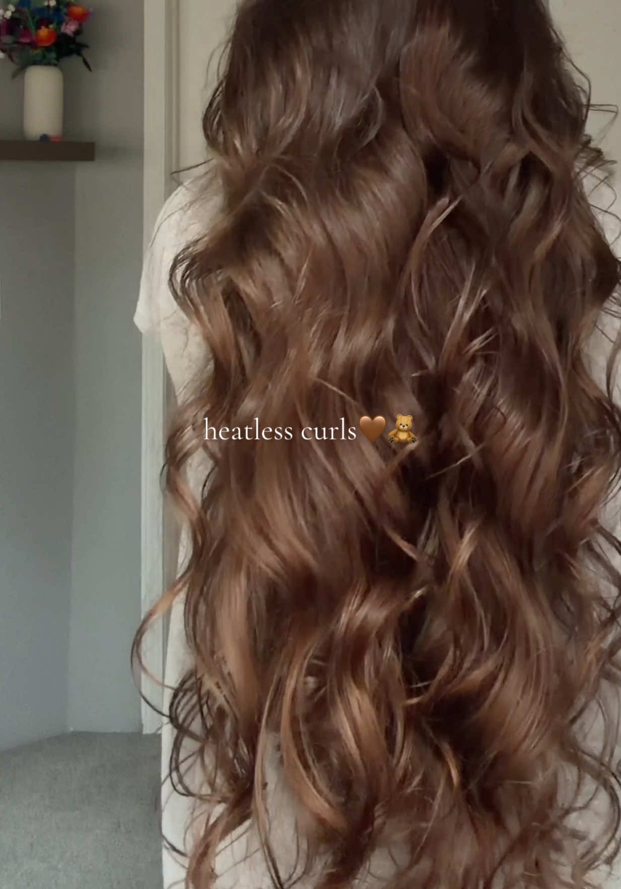 i will link the curler i use below! i’m in desperate need of a new one but she still gets the job done! lol🤗 my favorite hair style that takes 2 minutes!❤️ #hair #haircare #contentcreator #hairtok #heatlesscurls @Kitsch 