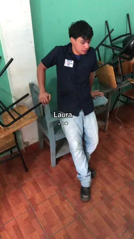 #viral #humor #aura #laura 