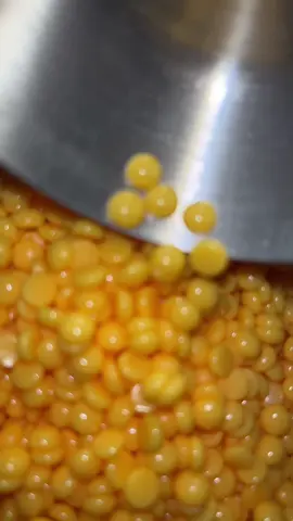 Satisfying sounds #foryoupage #waxing #wax #foryoupageofficiall #waxmelts 