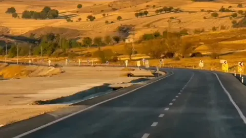 لە کۆتایی دا هەموو ئەوانەی خەیاڵمان بۆ کرد ،  ئەبێ بە موڵک و حەقیقەتی ژیانی کەسێکی تر 🖤💔 . #dyariarahman 