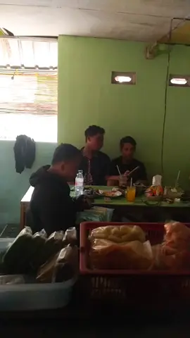tetap semangat 