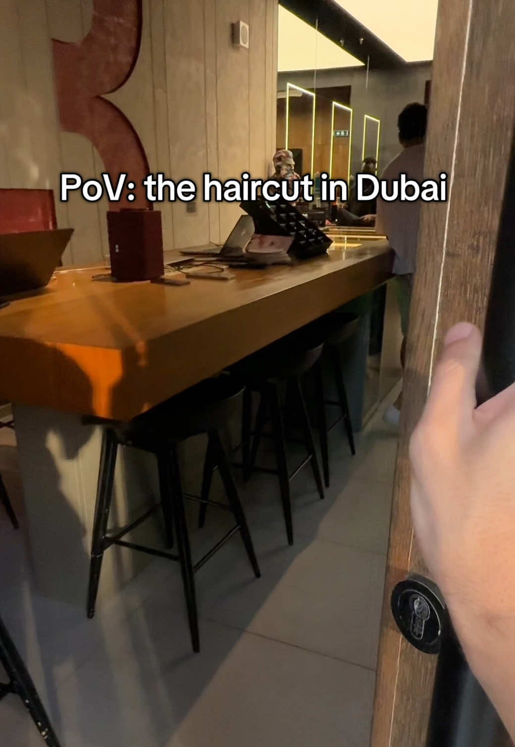 Why Dubai so expensive 💔 #dubaibarber #dubaistyle #expensive 